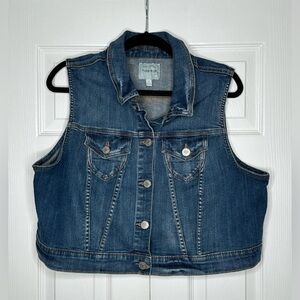Torrid Classic Blue Denim Jacket Vest - Size 1